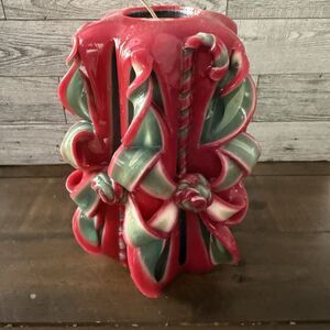 High Country Hand Carved Wax Christmas Candle Ribbon Centrepiece 9” Green Red